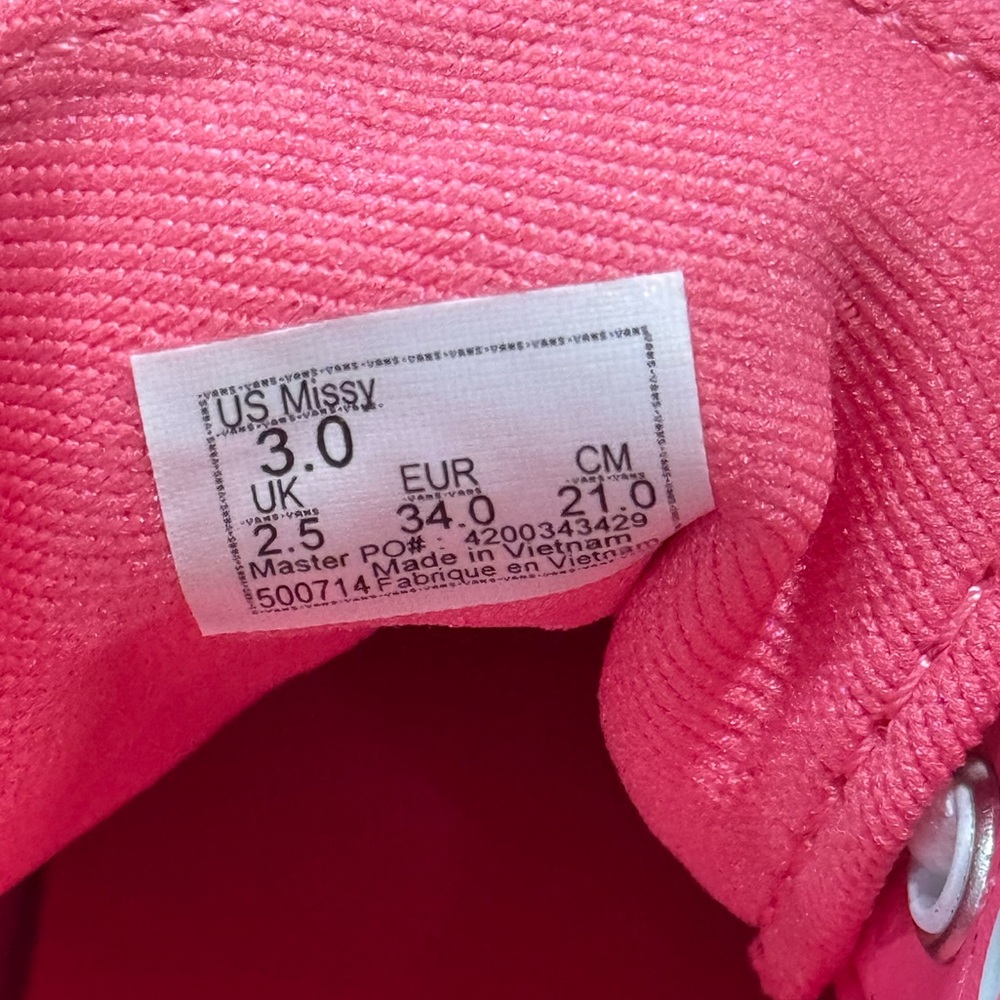 NWOB, Vans Pink and White Ward Lace Up Sneakers, Bright Pink, Size Big Kids 3 - Picture 6 of 6